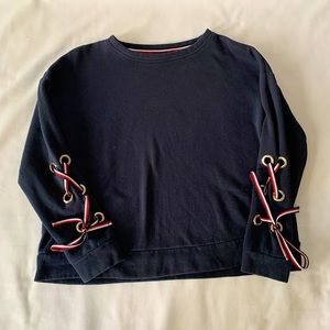 Tommy Hilfiger sweatshirt supper cute!!🤩👍🏻